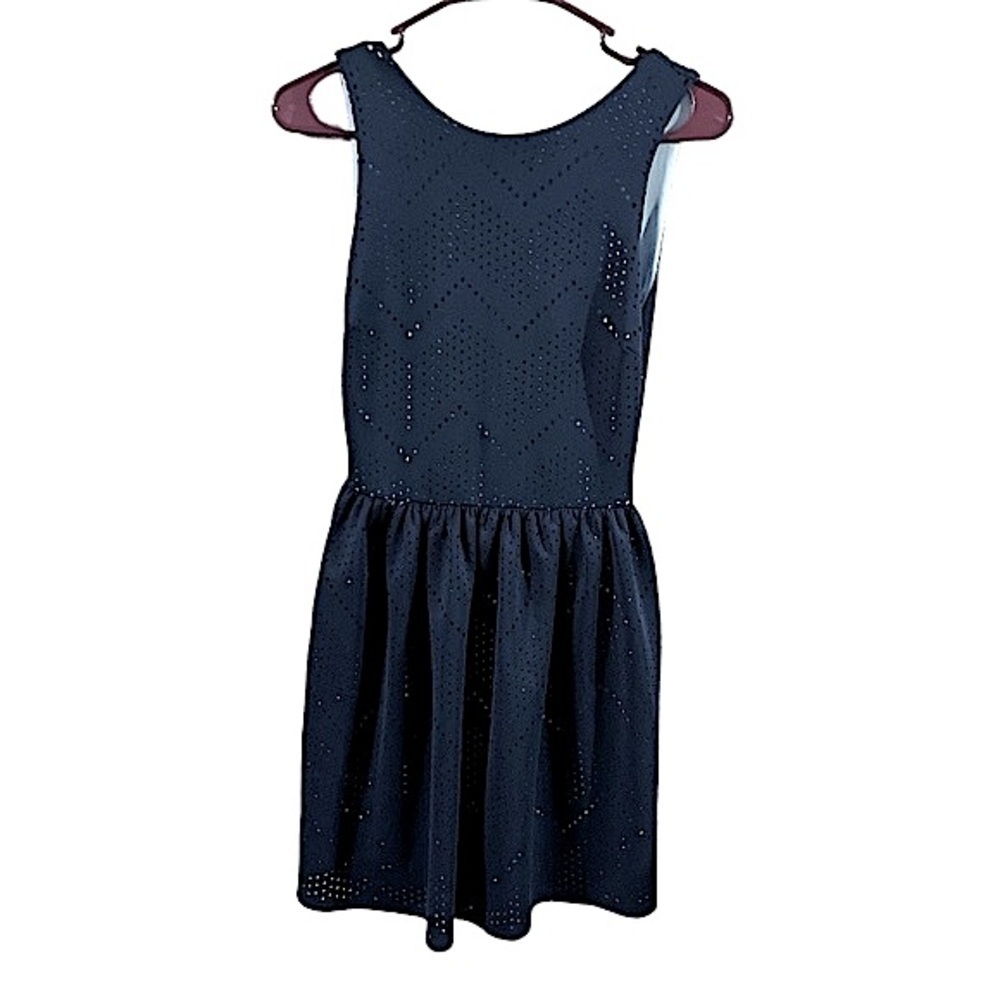 NWT | Love ..and Laser Cut Eyelet fit and flare Dress Size Small - Picture 3 of 6